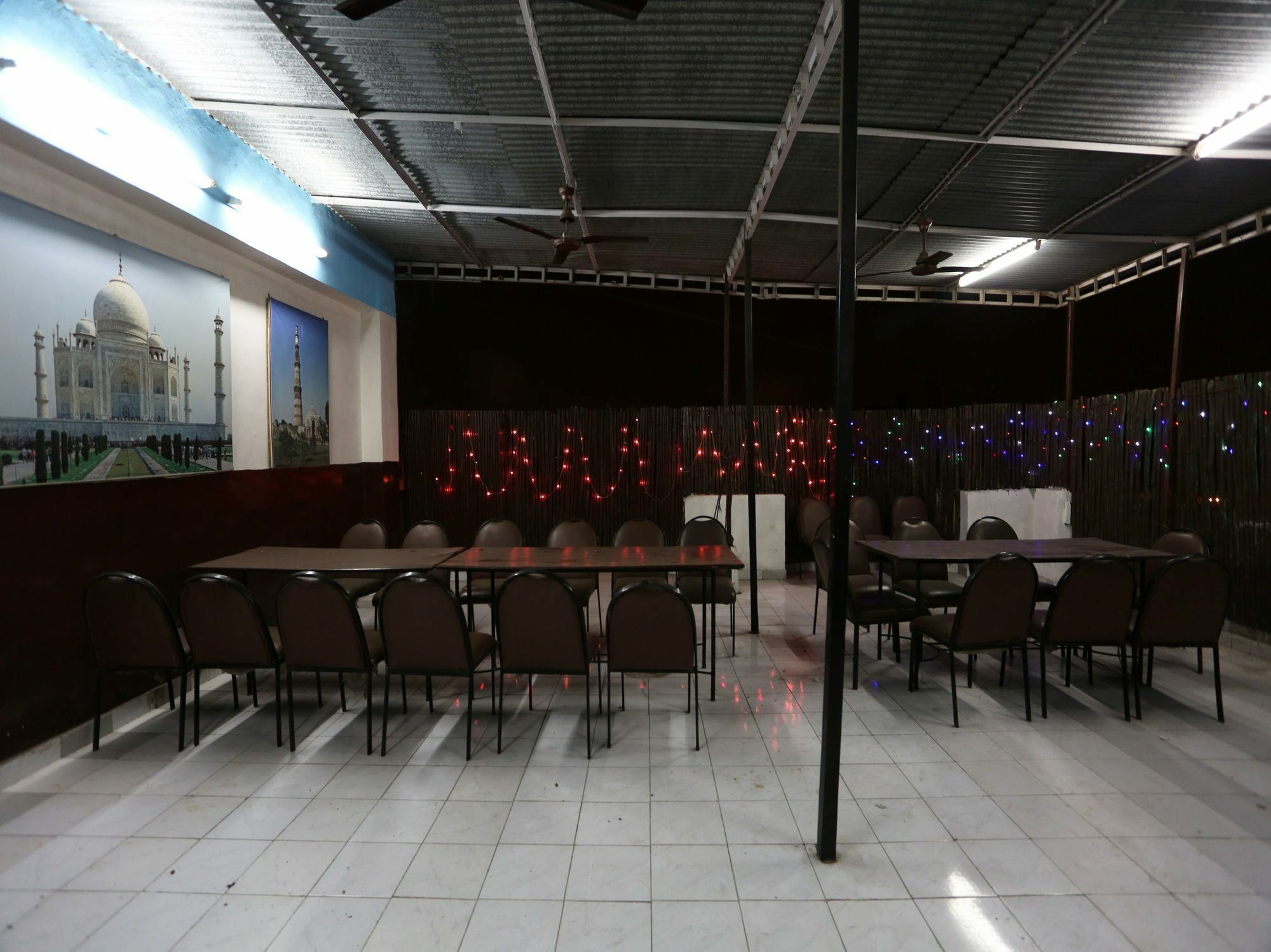 Capital O Hotel Orchid Garden Near Satyam Inox Patel Nagar Нью-Делі Екстер'єр фото